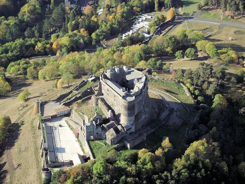 Studio Au Coeur Des Volcans D Auvergne - Murol Εξωτερικό φωτογραφία